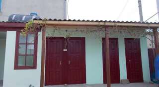 Гостиница Guest house U Dyadi Vani Коктебель Четырехместный номер-14